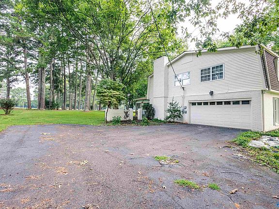 2nd image of 2505 Burningtree Dr SE
