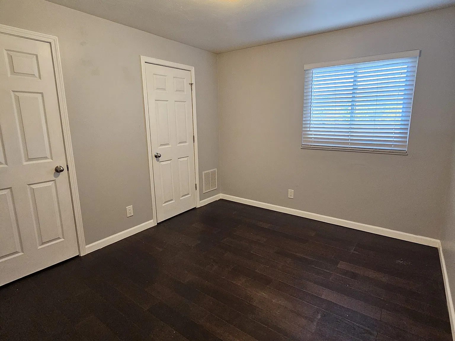 2 bed, 1.5 bath, $1,250 — Photo 4