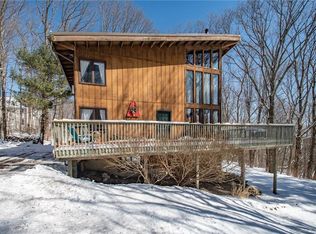 181 Wright Rd, Collinsville, CT 06019