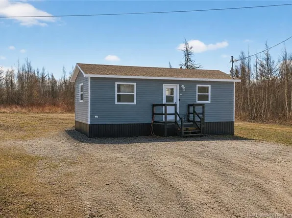 26 Lower Mdw, Shediac, NB E4P 0A5