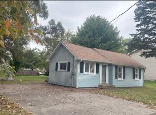 2423 Dunlap St, Lansing, MI 48911