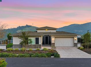 30 Fiddleneck Way, Orinda, CA 94563