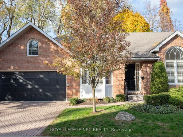 4667 Portage Rd #6, Niagara Falls, ON L2E 6A9