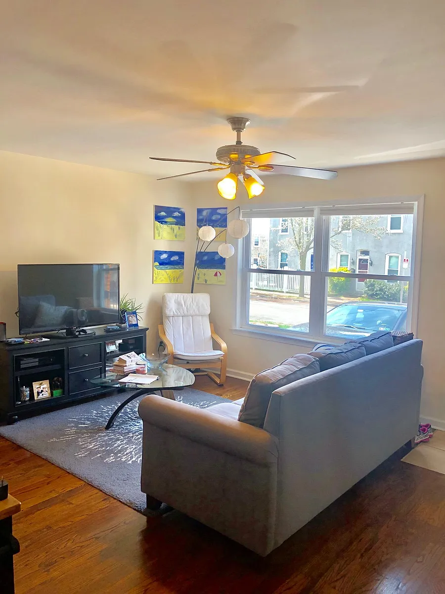Living Room - 4235 Terrace St #2