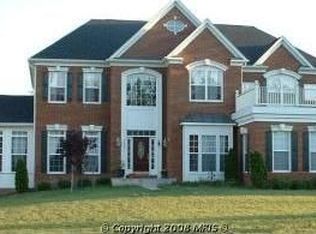 42265 Providence Ridge Dr, Chantilly, VA 20152