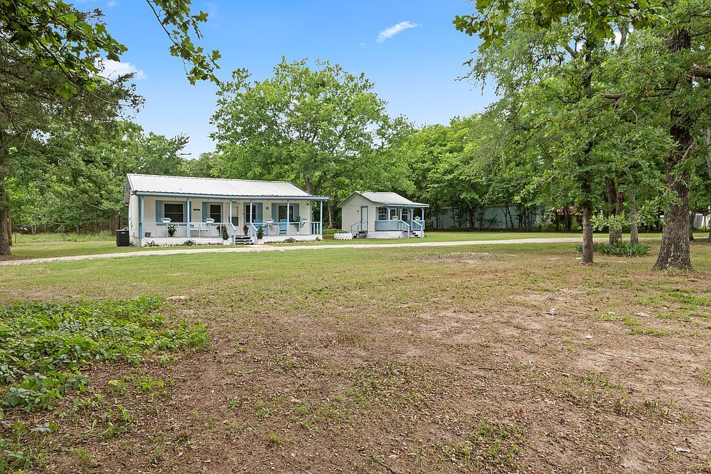 3290 Fm 316 - Property Image