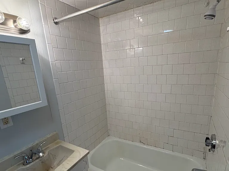 33 Berkley St — Photo 10