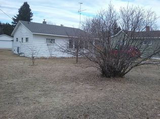 125 Main St NW, Menahga, MN 56464