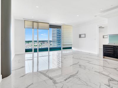 2408 Victory Park Ln APT 1140, Dallas, TX, 75219