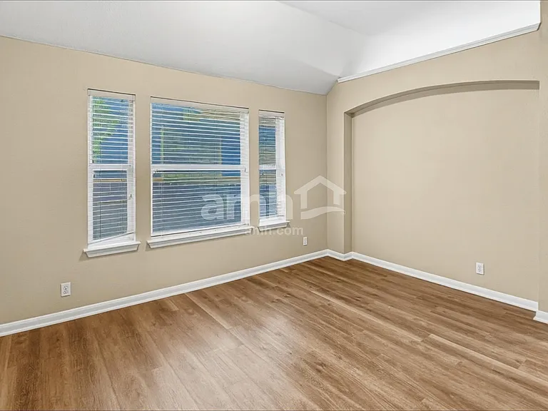 2116 Faldo Ln — Photo 7