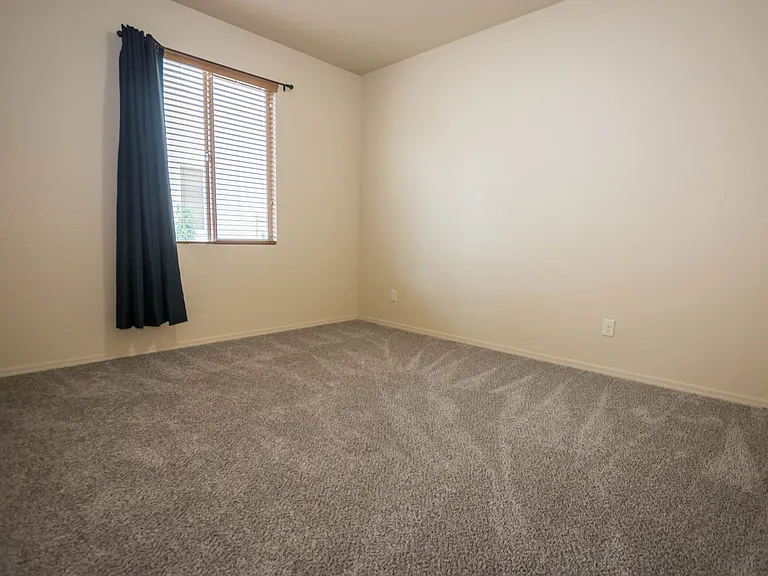 278 Bainbridge Dr — Photo 33