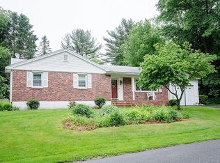 11 Glendale Cir, Plaistow, NH 03865