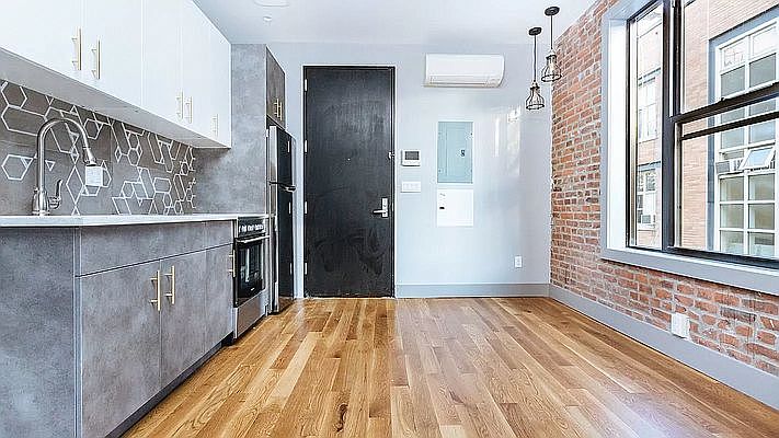 1st image of 466 Saratoga Ave #2F