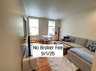 52 Phillips St APT 3, Boston, MA 02114