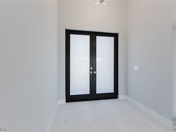 3rd image of 1726 NW 20th Ter