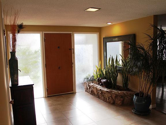 5th image of 5500 S. Shenandoah Avenue