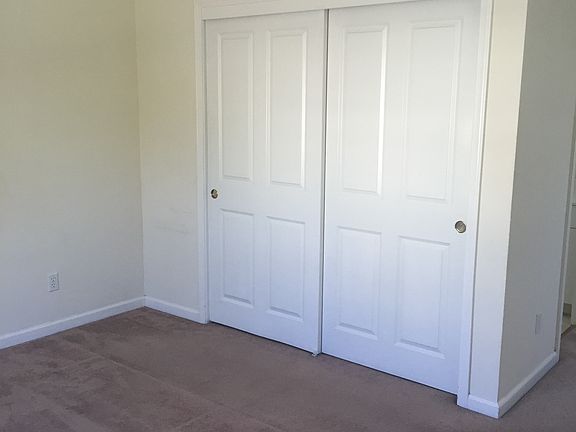 4th image of 806 3rd St W