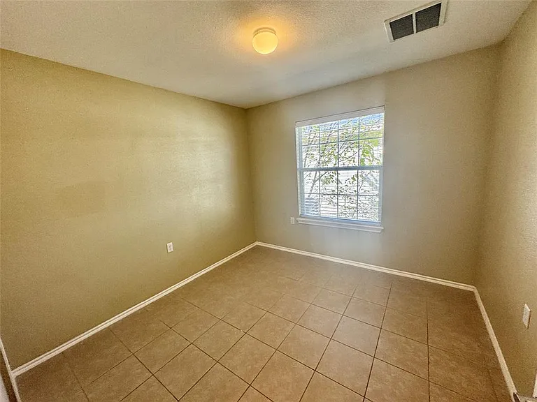 7812 Duber Ln — Photo 13