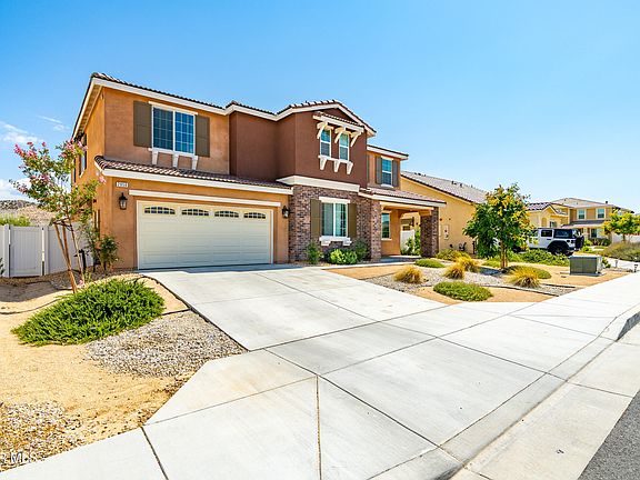 5th image of 2050 Helconia Ct