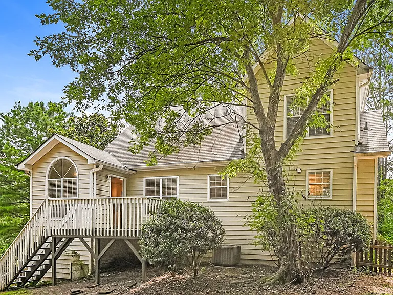 706 Hearthstone Xing — Photo 18