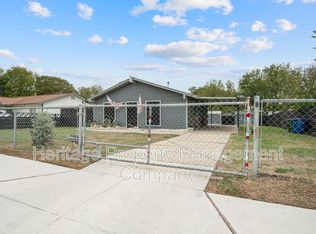 6022 Castle View Dr, San Antonio, TX 78218