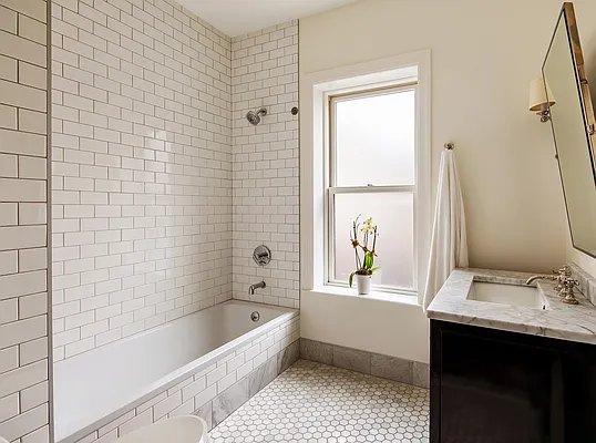 Sold by Compass | media 20