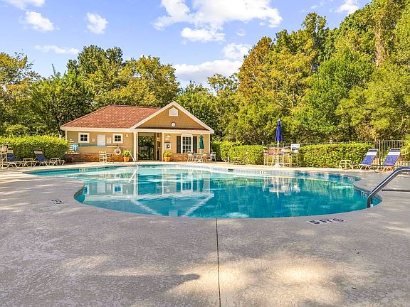 3rd image of 5650 Barefoot Resort Bridge Rd. #135