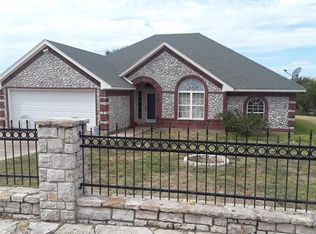 808 Neptune Dr, Granbury, TX 76049
