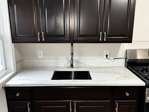2nd image of 96 Naugatuck Ave #1B