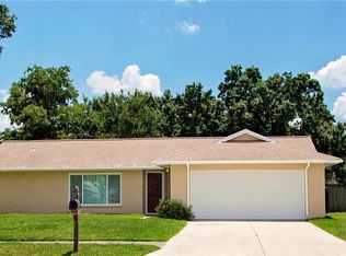 1414 Glenmere Dr, Brandon, FL 33511