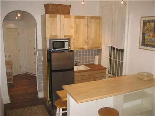 Rented by Luxury Property Group | media 22
