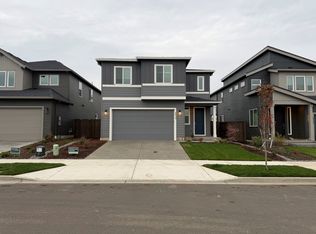 8830 S 1st St, Ridgefield, WA 98642