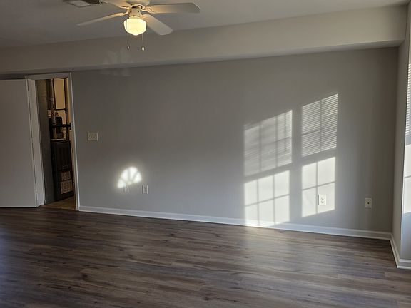4th image of 2126 Adams Ave #B