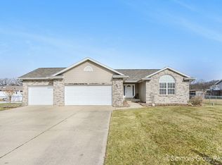 8816 Hebert Dr, Greenville, MI 48838