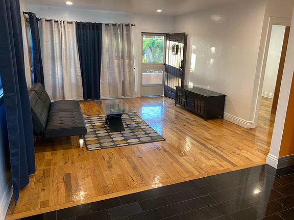 4th image of 1324 Angelus Ave