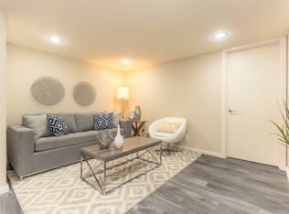 7106 California Ave SW APT A, Seattle, WA 98136