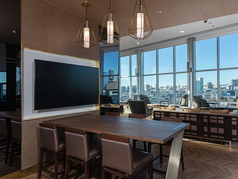 Lounge with co-work spaces (Phase I)