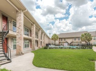 Gracie Square, Houston, TX 77042