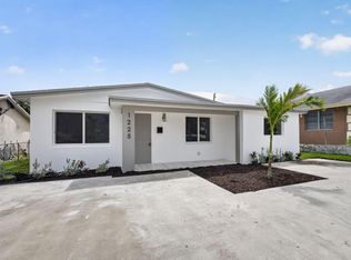 1225 W 32nd St, Riviera Beach, FL 33404