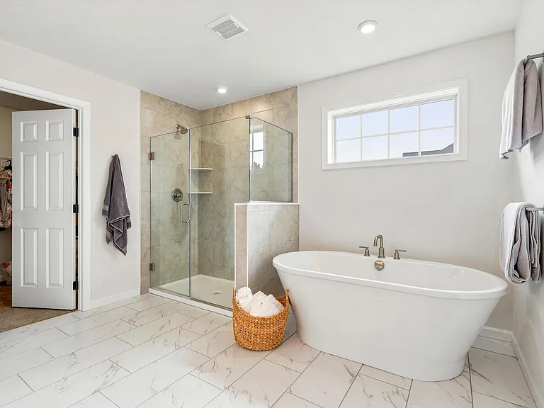 103 Janine Way — Photo 8