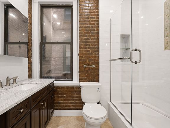5th image of 103 Charles St APT 1FW