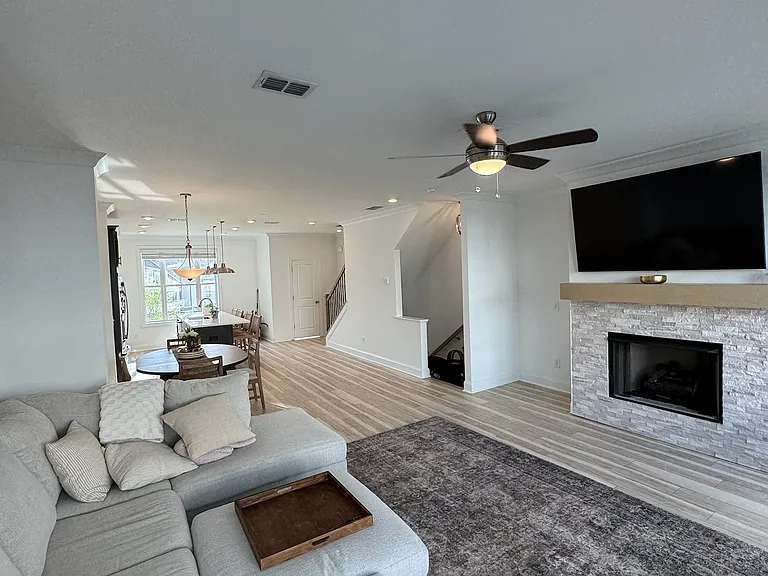 1117 Larkin Dr — Photo 14