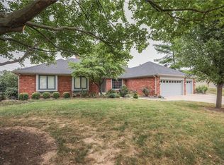 4520 W Hunters Ridge Ln, Greenwood, IN 46143