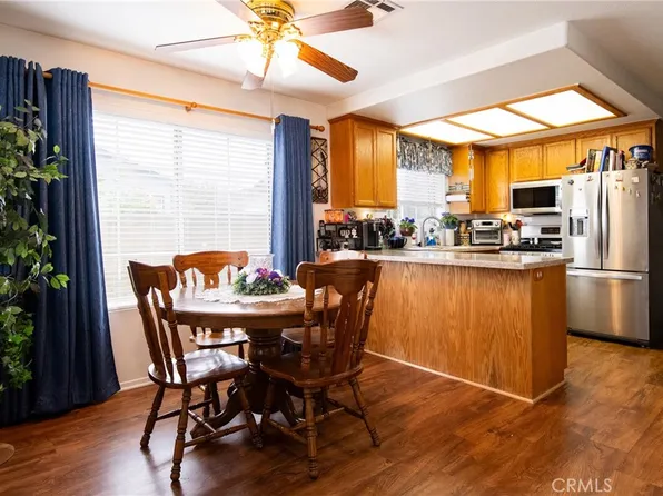 7880 Stewart And Gray Rd, Downey, CA 90241