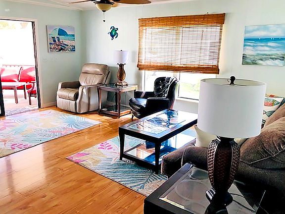 3rd image of 310 San Remo Ln #310