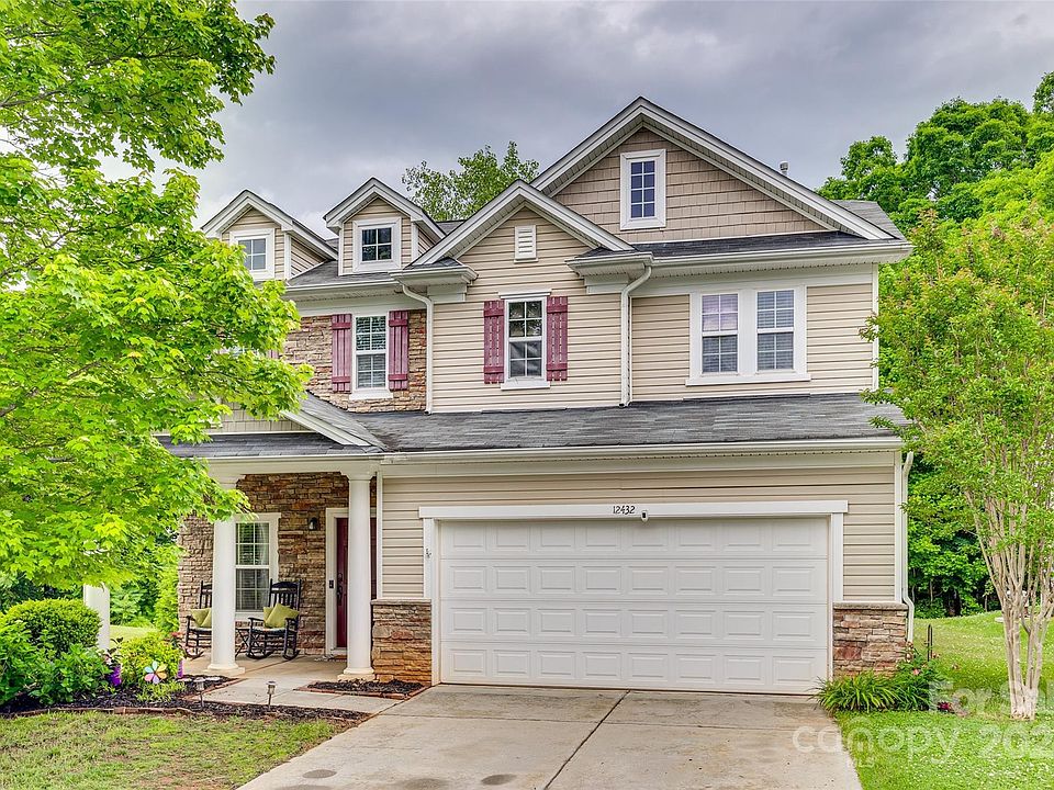 1st image of 12432 Lanier Islands Cir