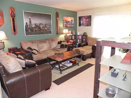 2nd image of 560 Lawrence Ave SE Unit 305