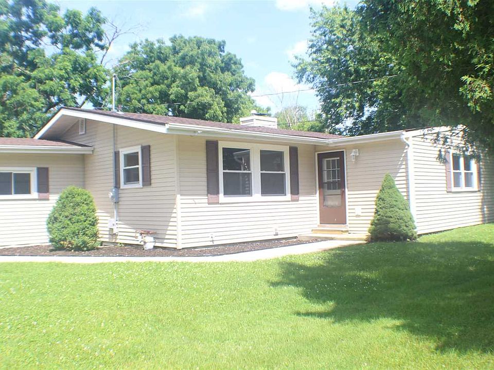 1st image of 806 Crystal Dr
