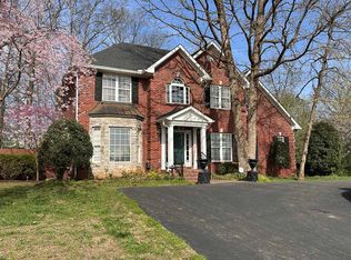 3384 Red Oak Ct, Bowling Green, KY 42104