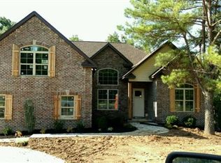 1041 Wilderness Way, Cottontown, TN 37048